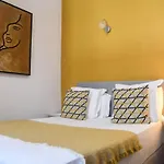 מלון Du Palais Centre 2*