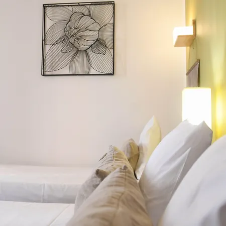 فندق Du Palais Centre 2*