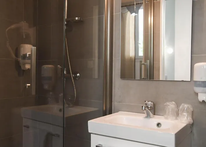 Hotel Du Palais Centre 2*